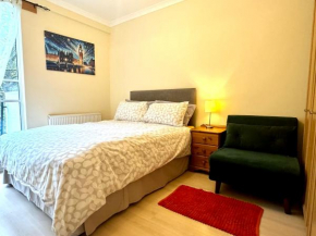 Cute 1 Bedroom Apartment Central London by Wild